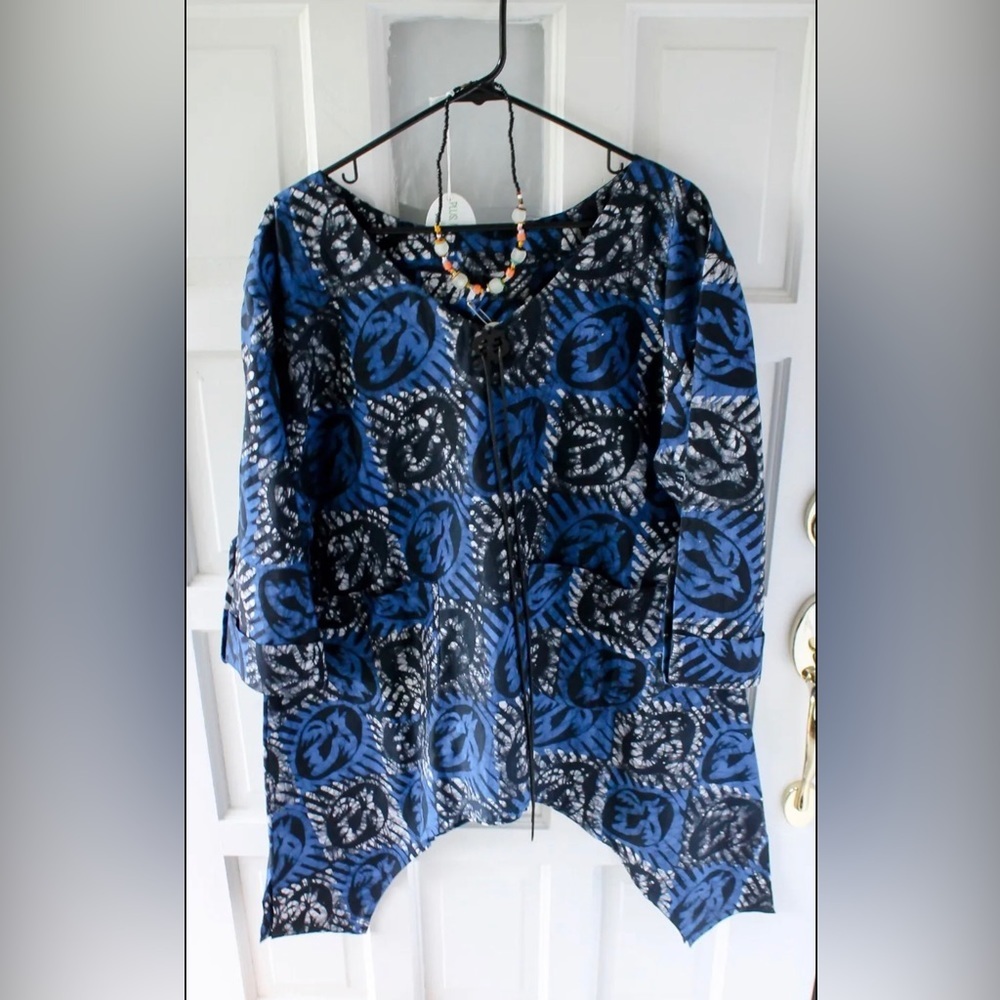 Tunic Plus Size 0X 1X 2X Blue African Batik Adinkra Button Shark-bite Hem Cotton